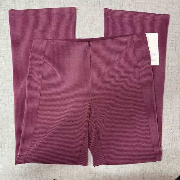 Lululemon Ribbed Softstreme Flared Pant Casual Athletic Pants Garnet 10 14 NWT - Picture 6 of 9